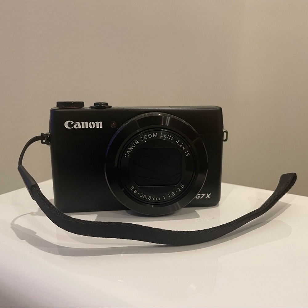 Canon G7X Black Digital Camera